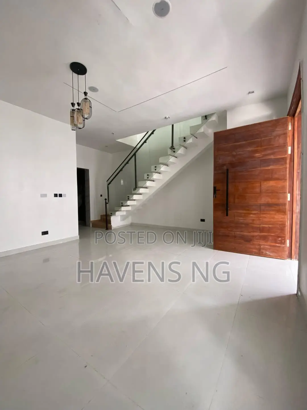 4bdrm Duplex in Ikota for sale in Ikota