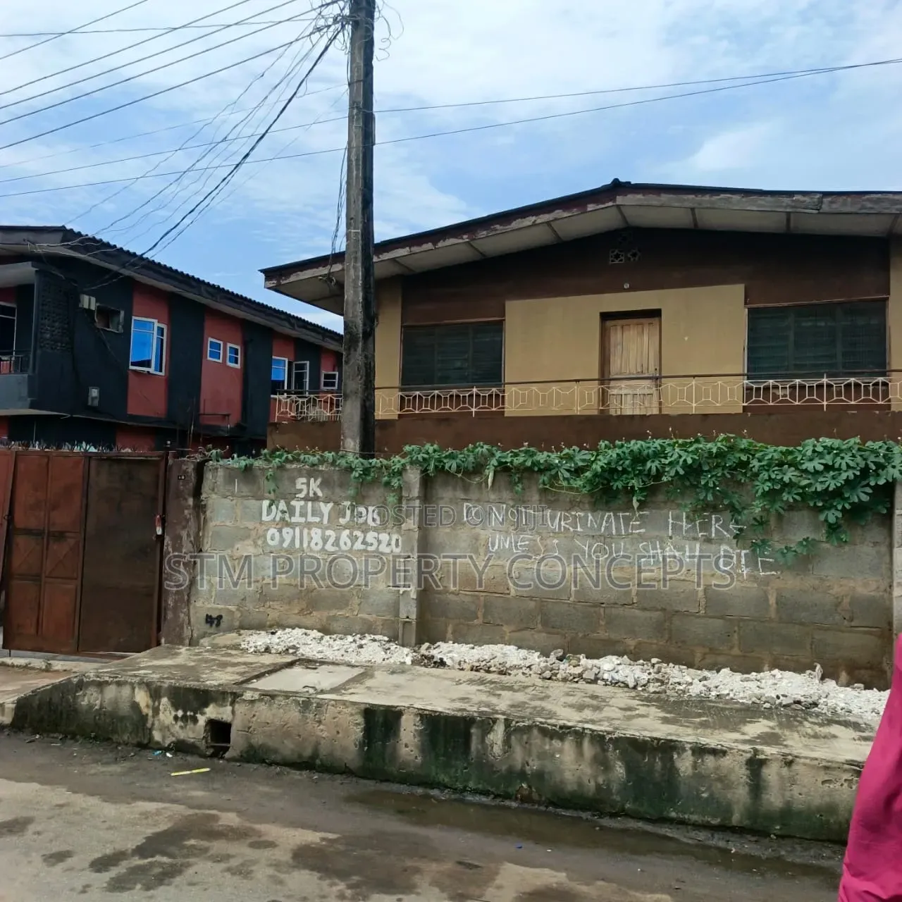 Furnished 3bdrm House in Dopemu for sale in Dopemu