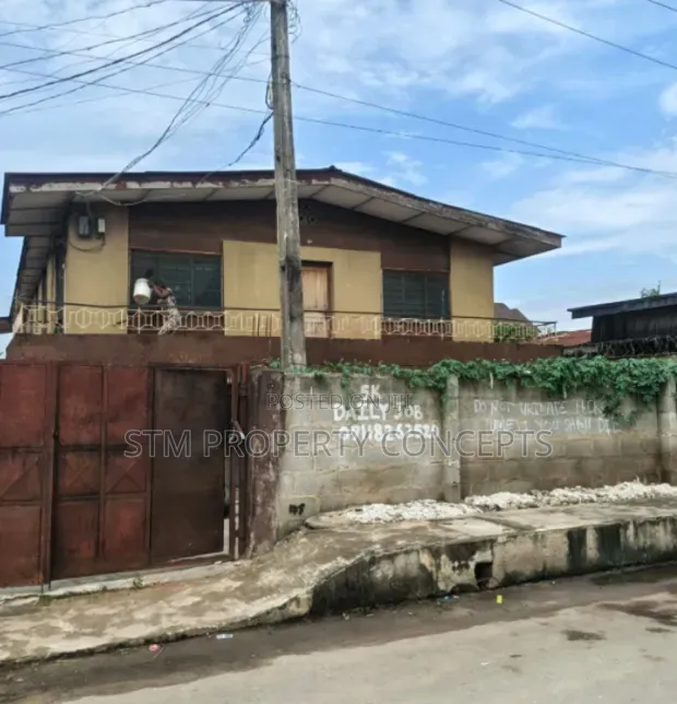 Furnished 3bdrm House in Dopemu for sale in Dopemu