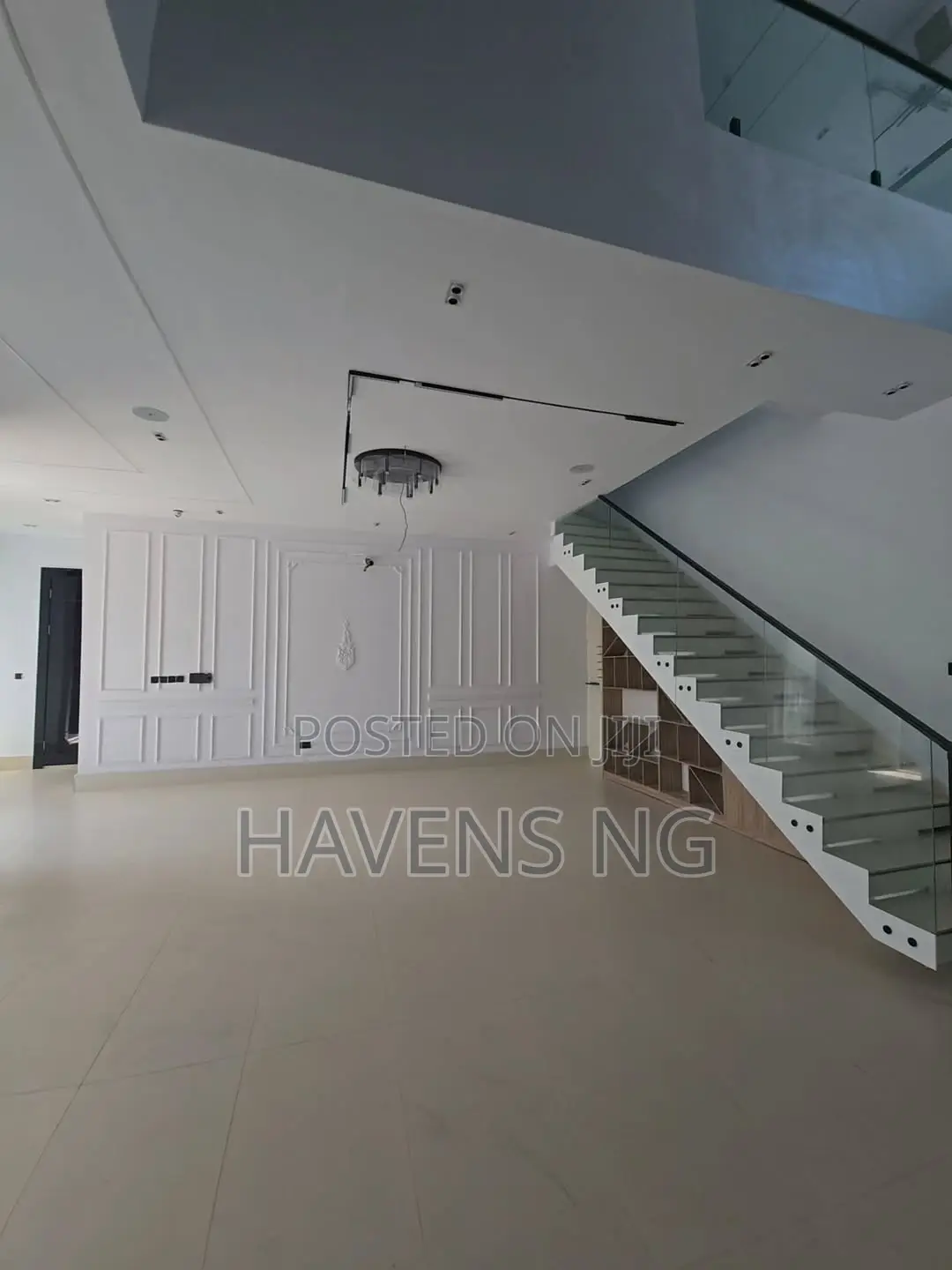 5bdrm Duplex in Lekki Phase 2 for sale in Lekki Phase 2