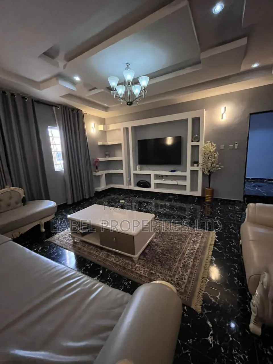 Furnished 3bdrm Bungalow in Cityview Estate for rent in Dakwo District