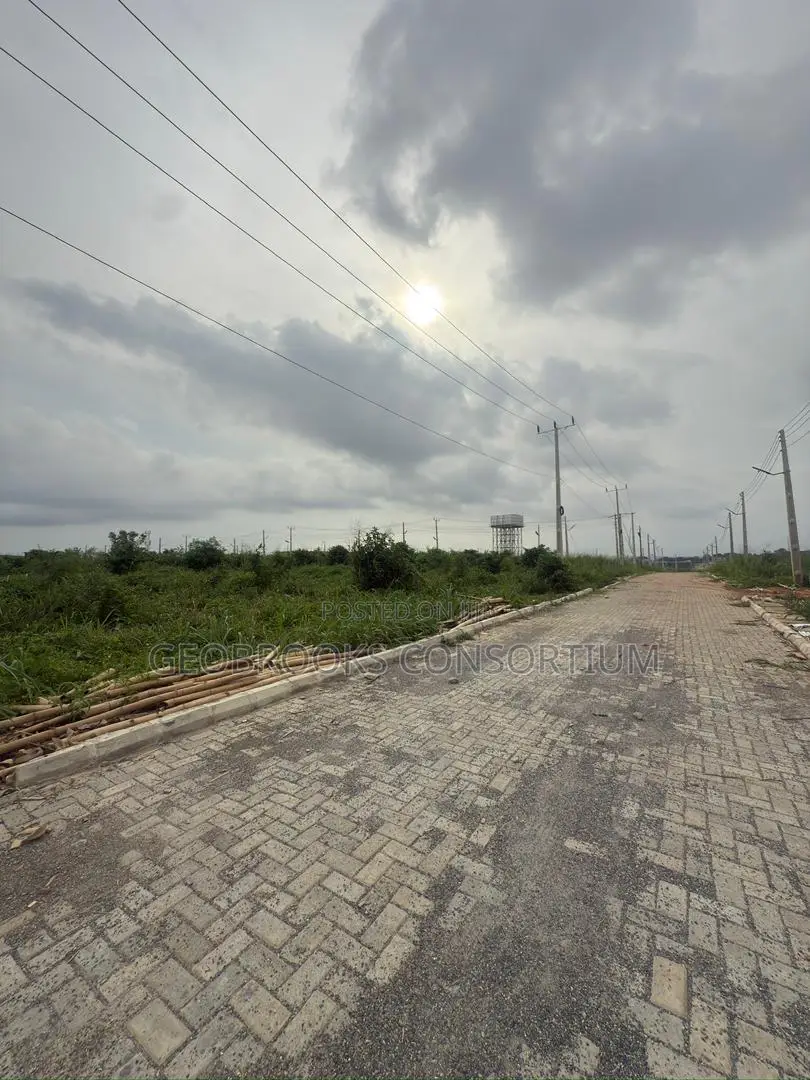Premium Residential 578sqm for Sale – Park Manor Estate, Samonda. in Samonda