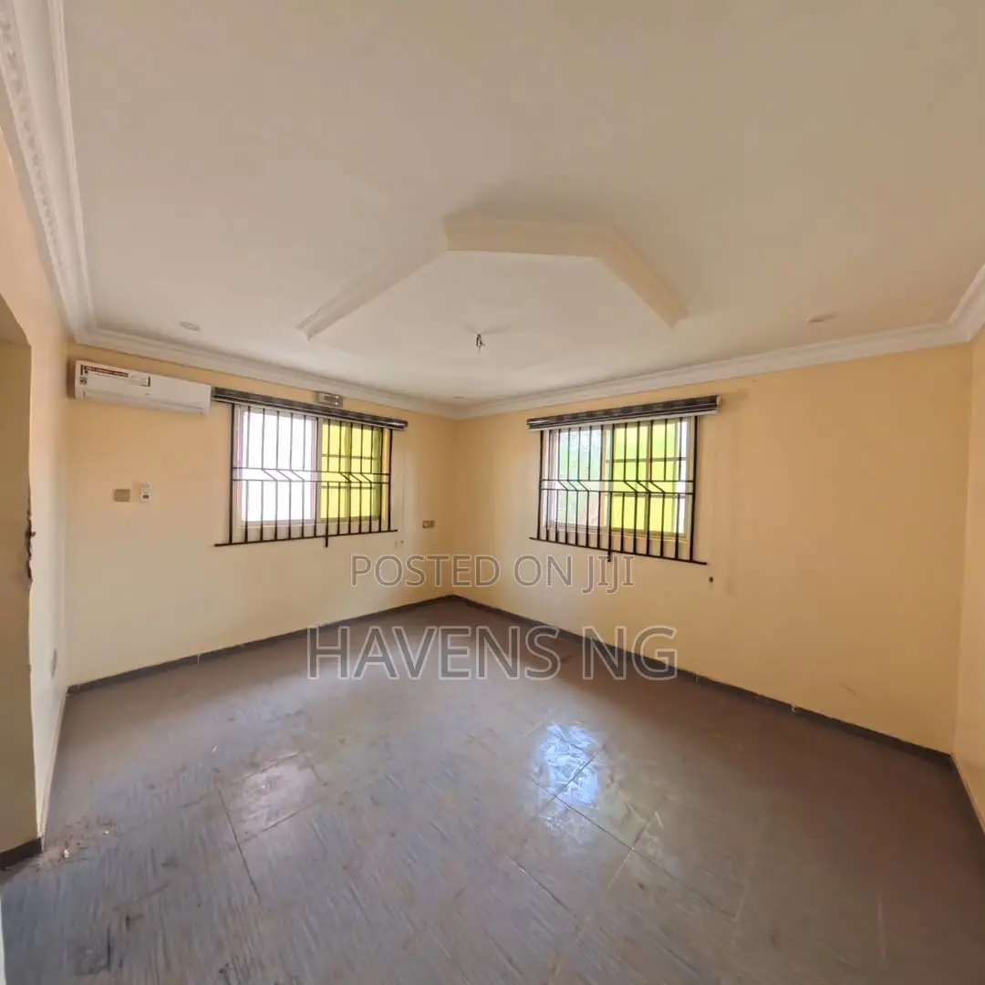 4bdrm Bungalow in Abeokuta South for sale in Abeokuta South