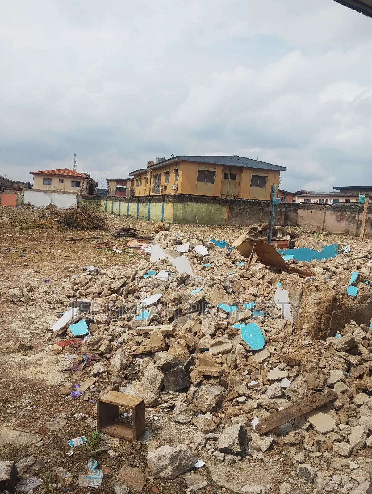 Massive Space For Sale in Berger