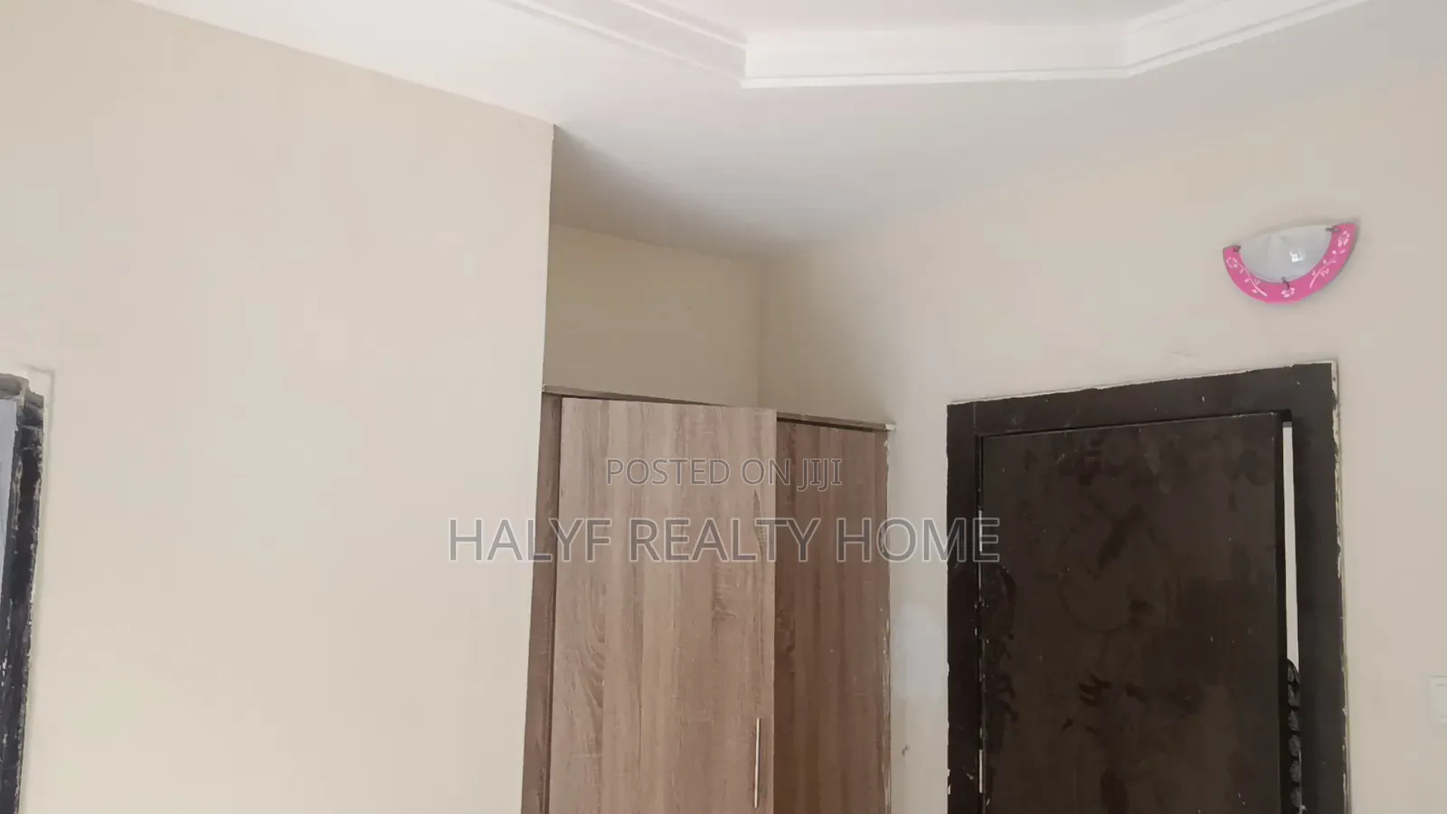 5bdrm Duplex in River Park, Sabon Lugbe for rent in Sabon Lugbe