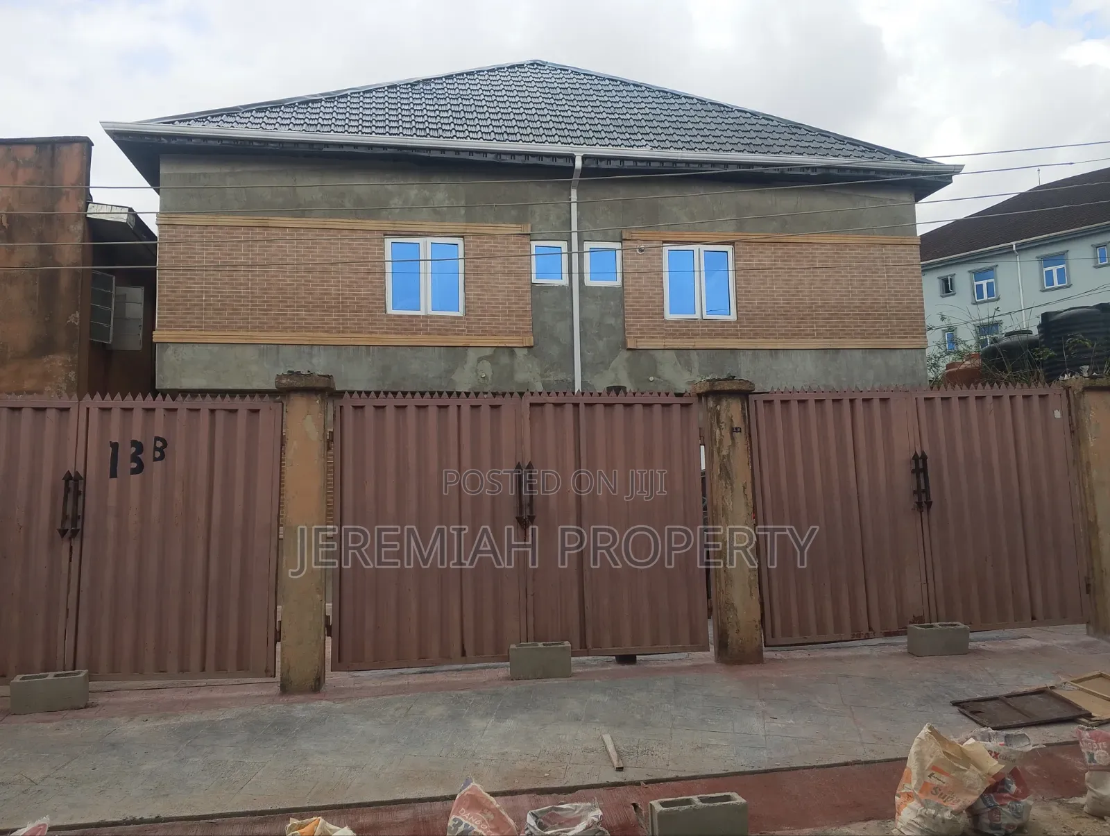 20bdrm Apartment in Udozi, Berger for rent in Berger