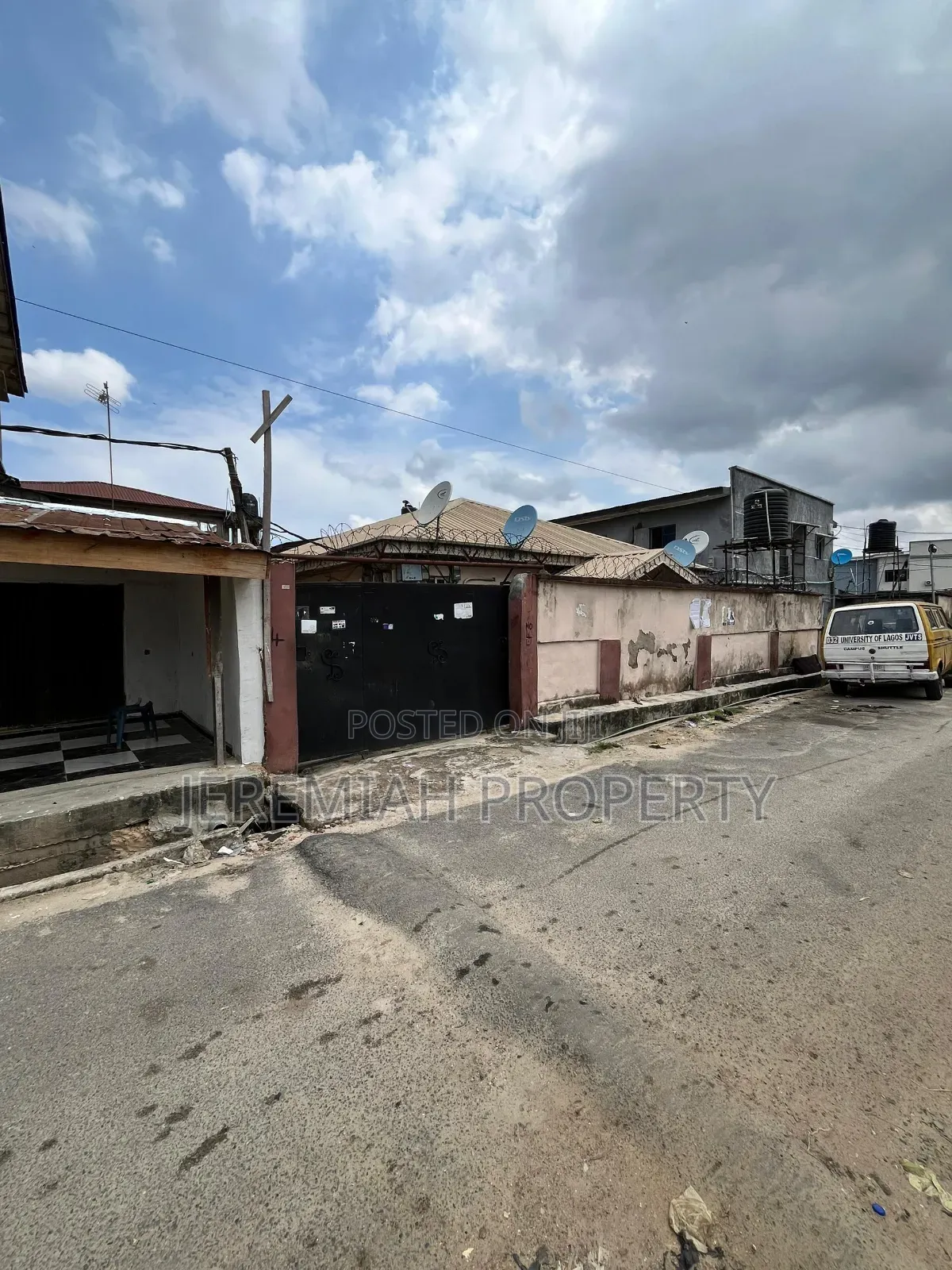 20bdrm Apartment in Udozi, Berger for rent in Berger