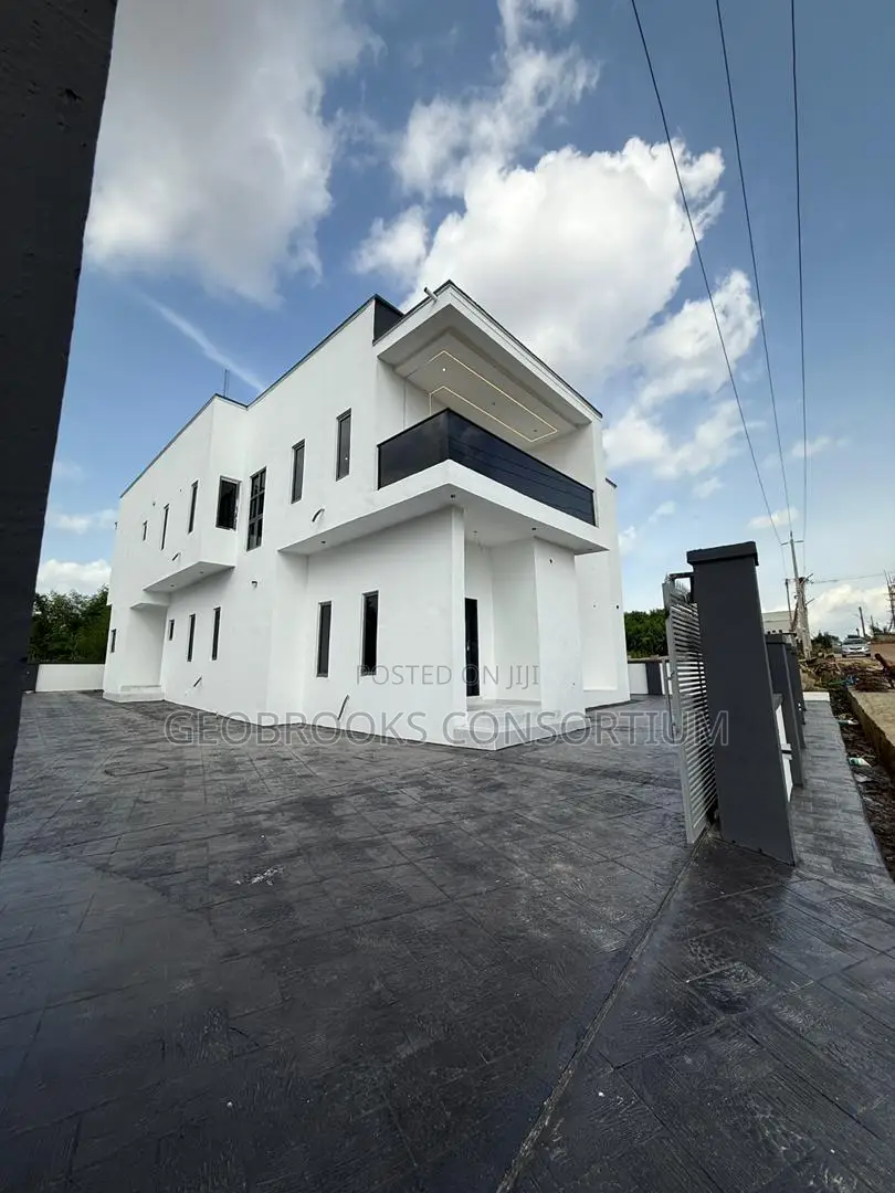 4bdrm Duplex in Rayfield Gardens, Iwo Road for sale in Iwo Road