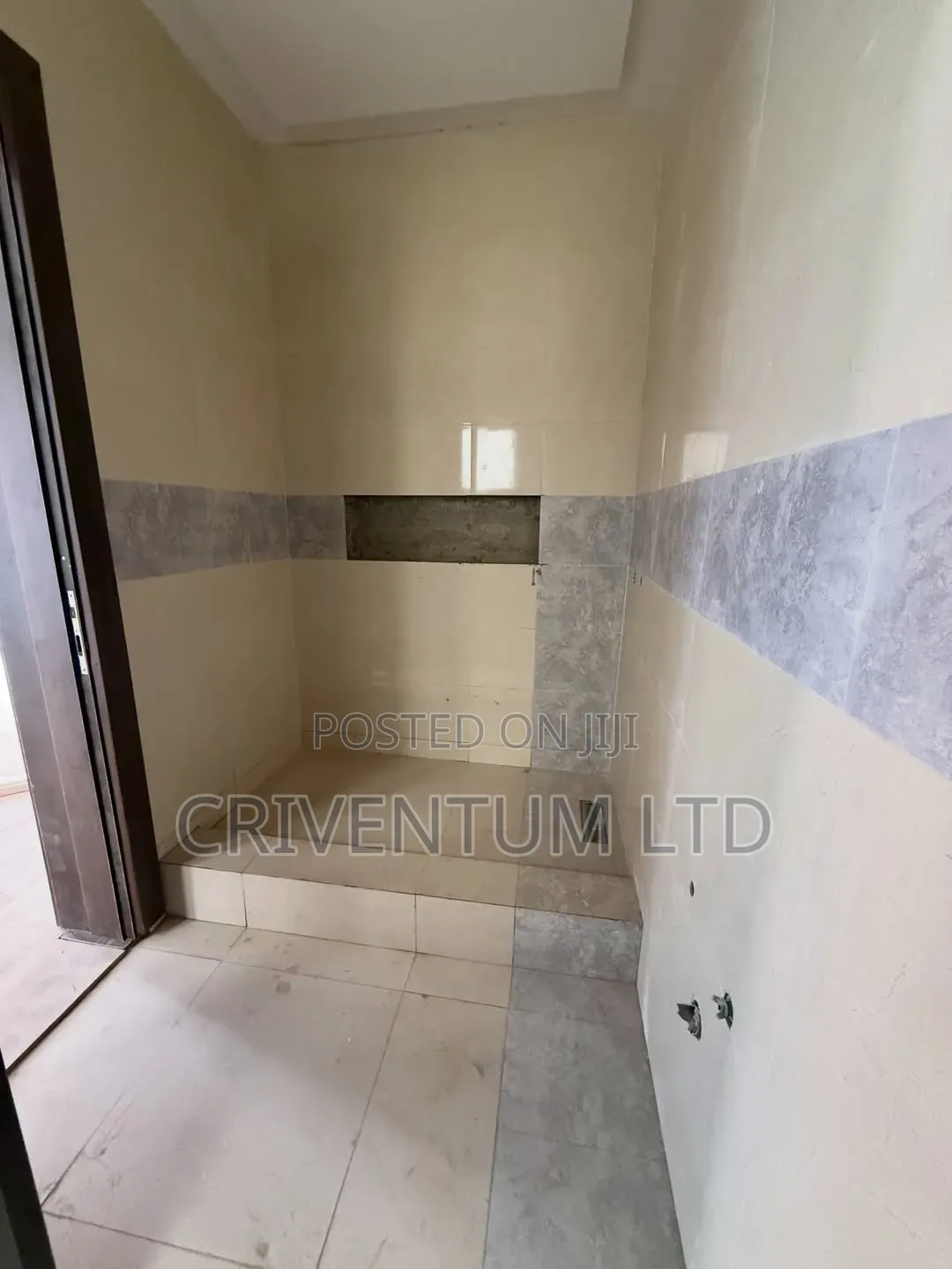 5bdrm Duplex in Katampe (Main) for sale in Katampe (Main)