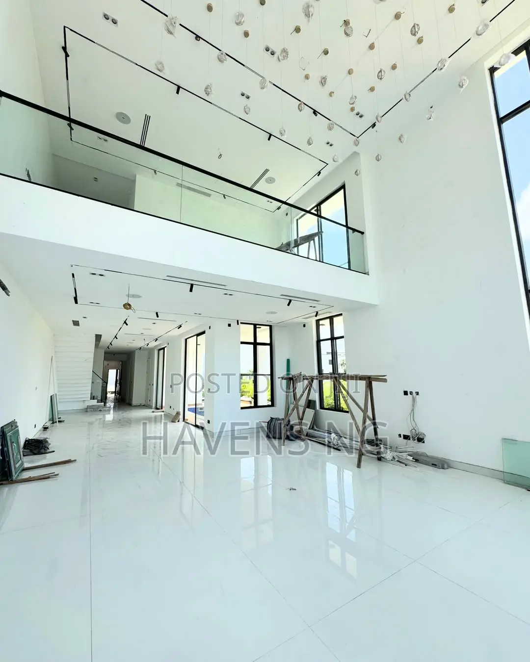 5bdrm Duplex in Ikate for sale in Ikate