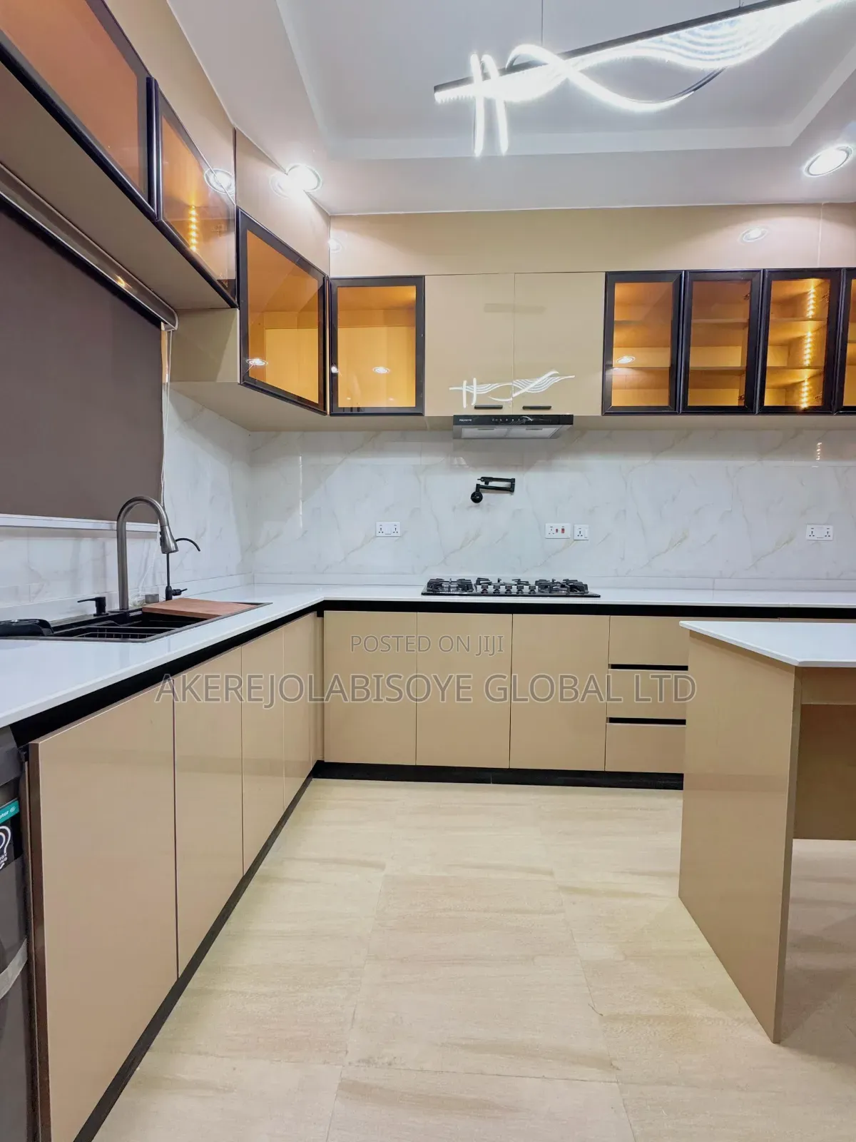 Furnished 3bdrm Townhouse / Terrace in In An Estate, Life Camp for rent in Life Camp