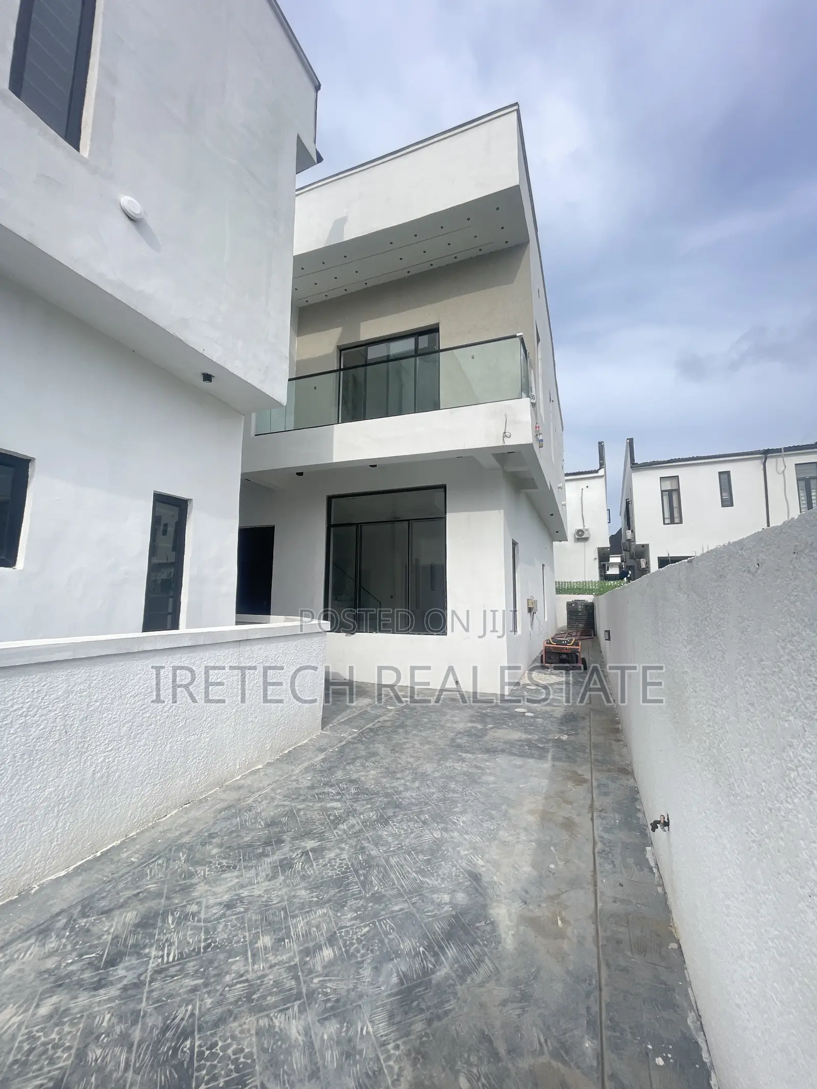 4bdrm Duplex in In A Gated Estate, Ado / Ajah for sale in Ado / Ajah