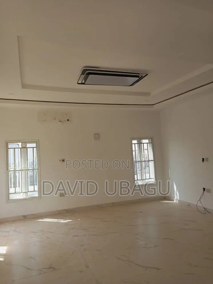 4bdrm Bungalow in Exclusive Estate, Kubwa for rent in Kubwa
