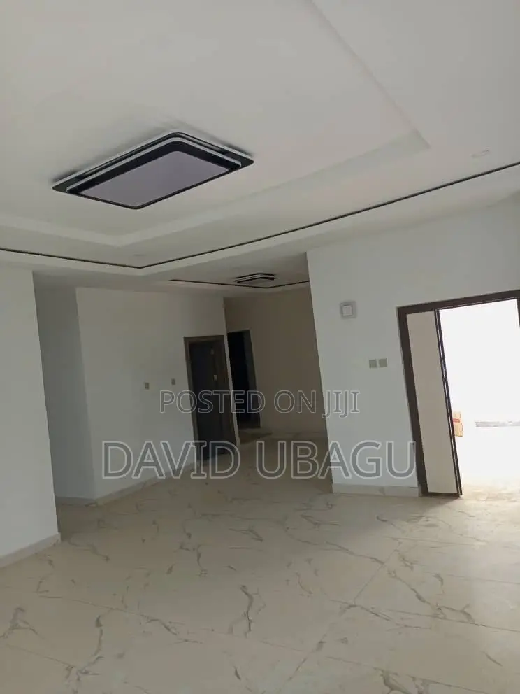 4bdrm Bungalow in Exclusive Estate, Kubwa for rent in Kubwa