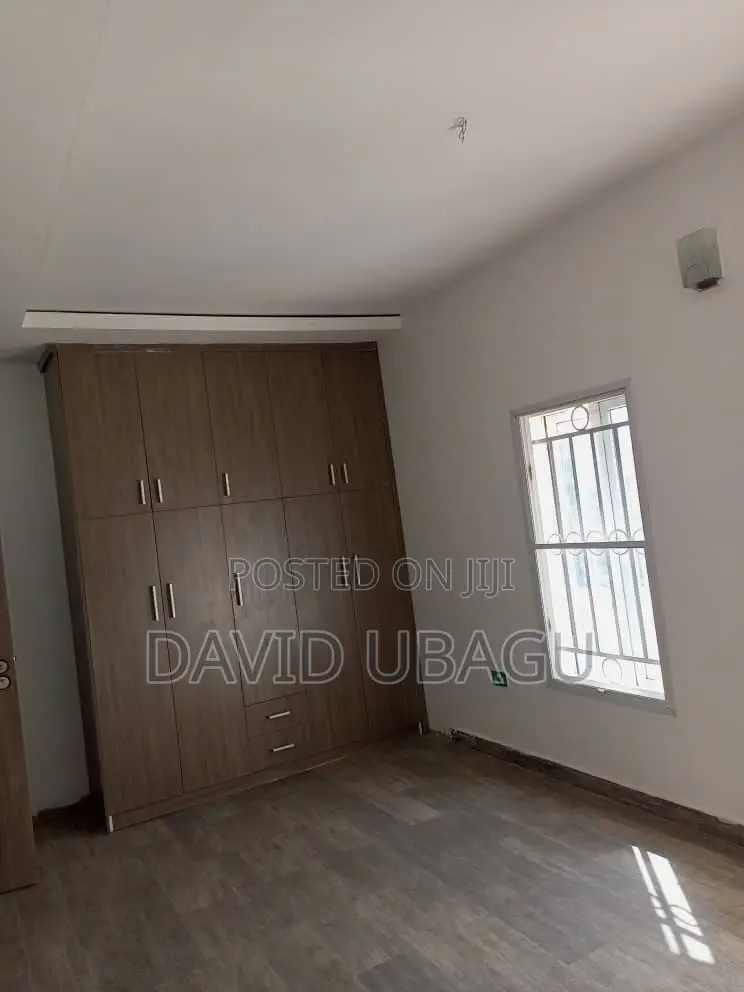 4bdrm Bungalow in Exclusive Estate, Kubwa for rent in Kubwa
