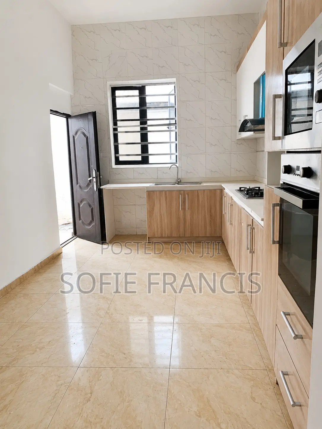 4bdrm Duplex in Vgc for sale in VGC / Ajah