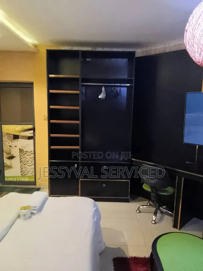Luxury Executive Single Room in Dape