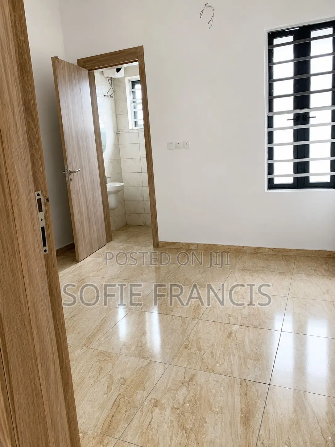 4bdrm Duplex in Vgc for sale in VGC / Ajah