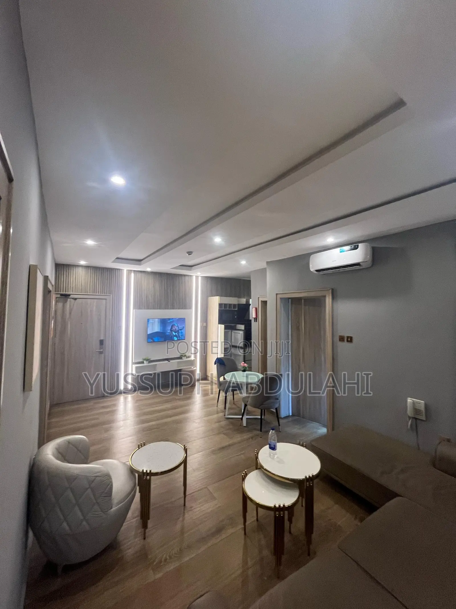 2 Bedrooms Gra Ikeja in Ikeja GRA