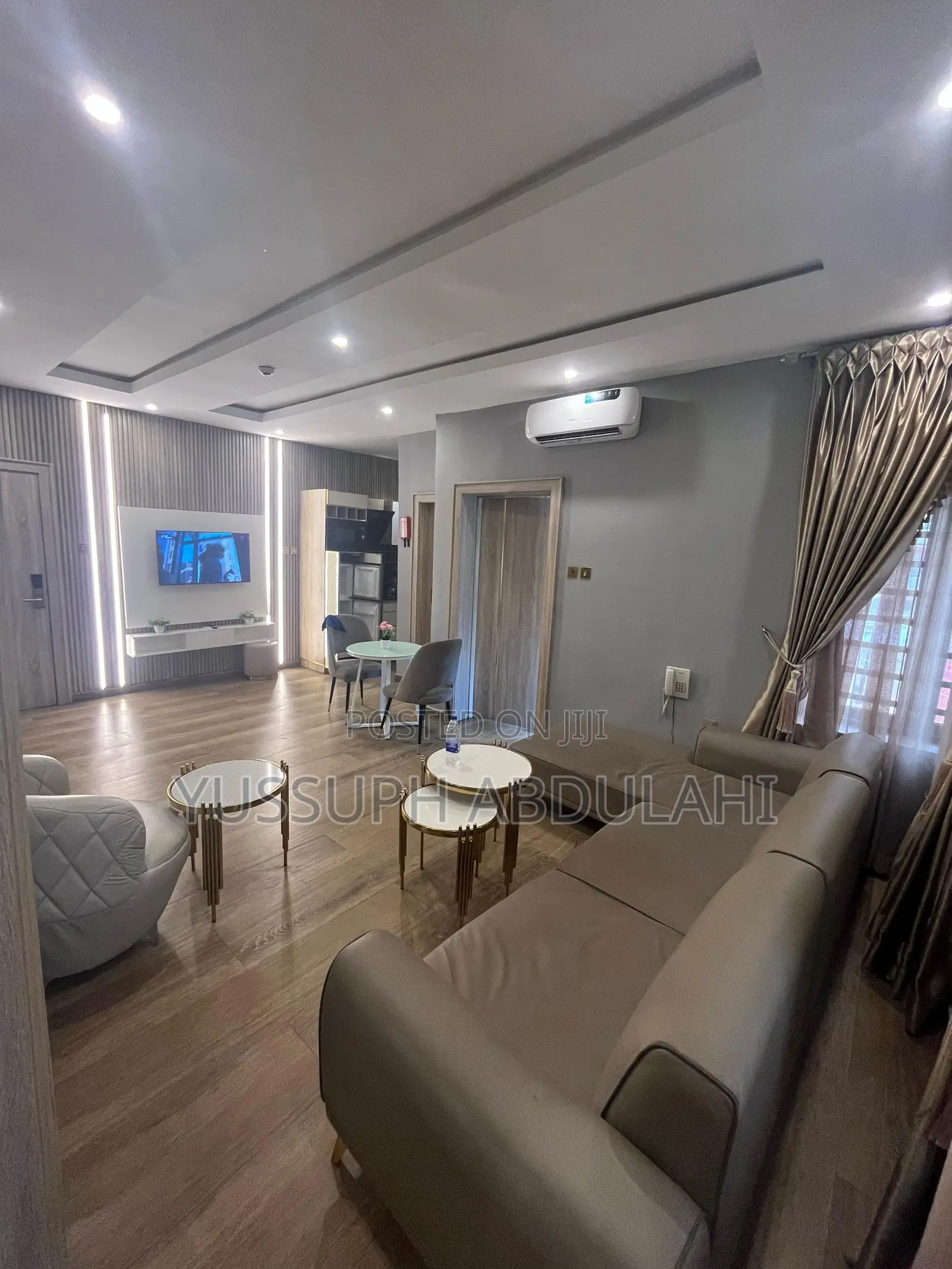 2 Bedrooms Gra Ikeja in Ikeja GRA
