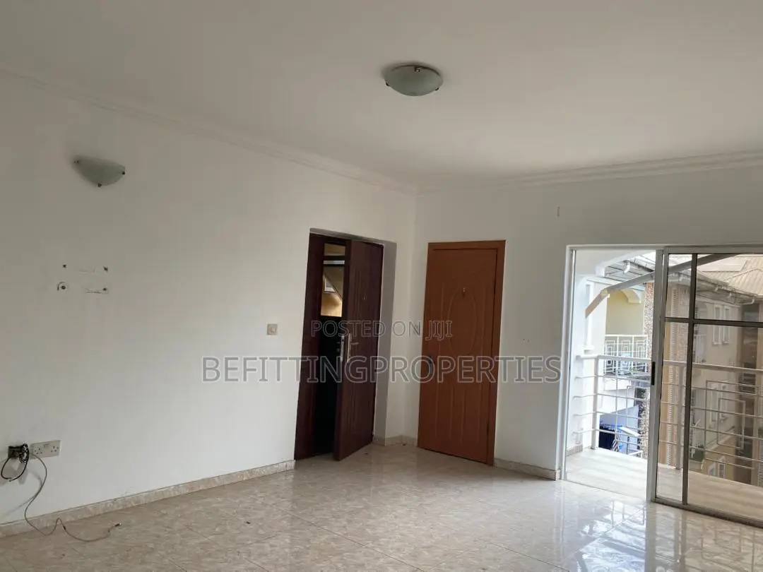 3bdrm Apartment in Victoria Island for sale in Victoria Island