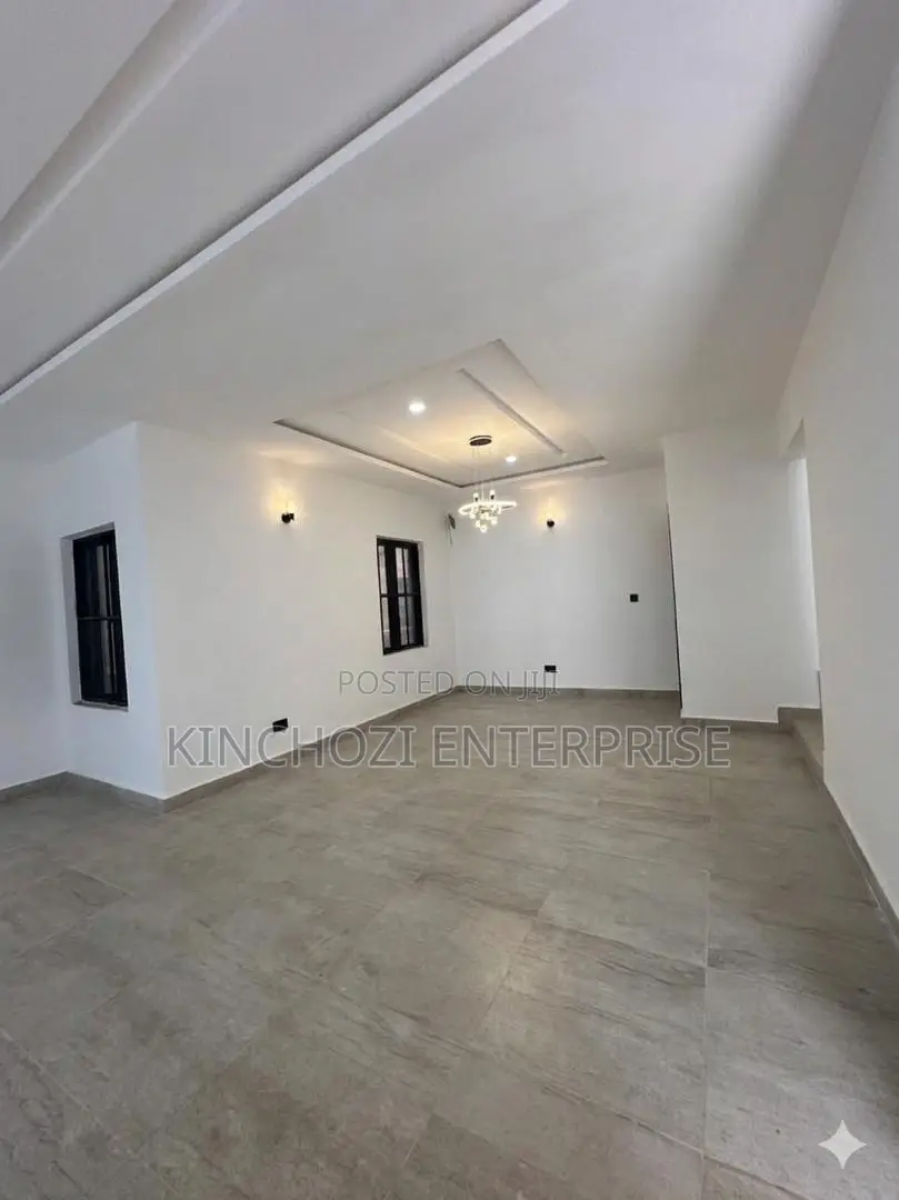 3bdrm Duplex in Rockvale Manors, Zone B for rent in Zone B