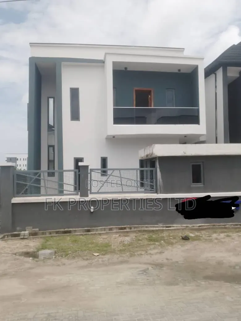 5bdrm Mansion in Ajah, Abraham Adesanya Estate for sale in Abraham Adesanya Estate