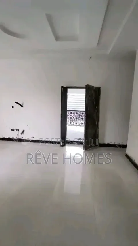Furnished 3bdrm Apartment in Mende for rent in Mende