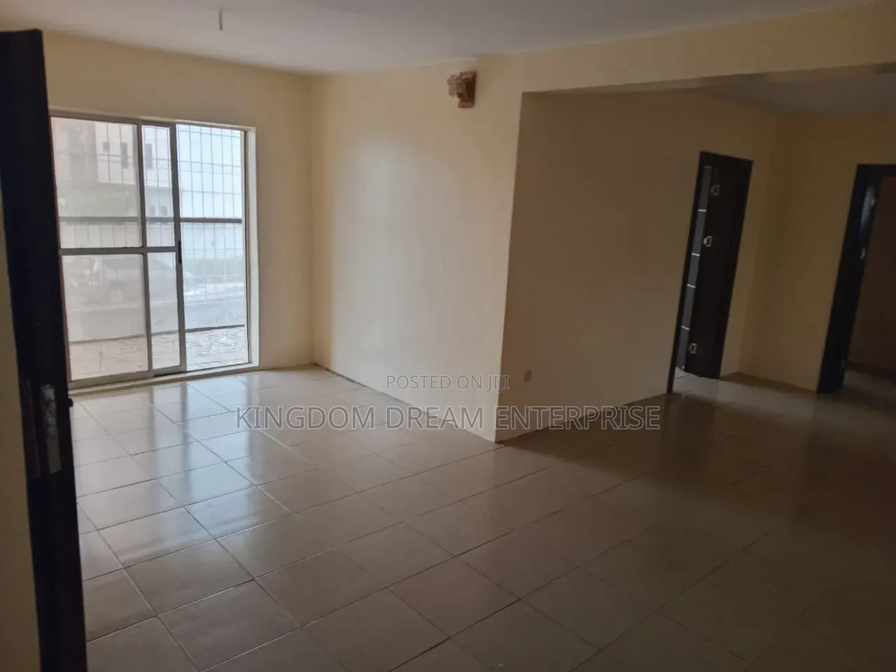 3bdrm Block of Flats in Oyediran Estate Sabo for rent in Sabo / Yaba