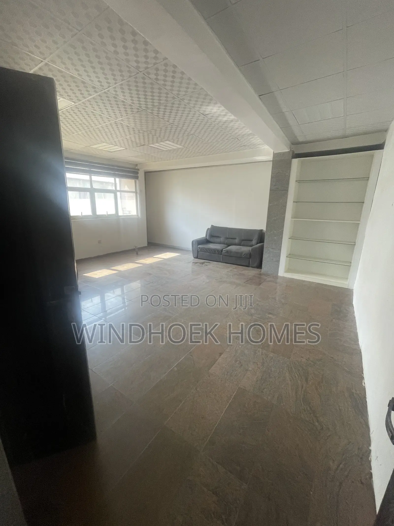 100sqms on the 1st Floor in a Well Serviced Office Complex in Garki