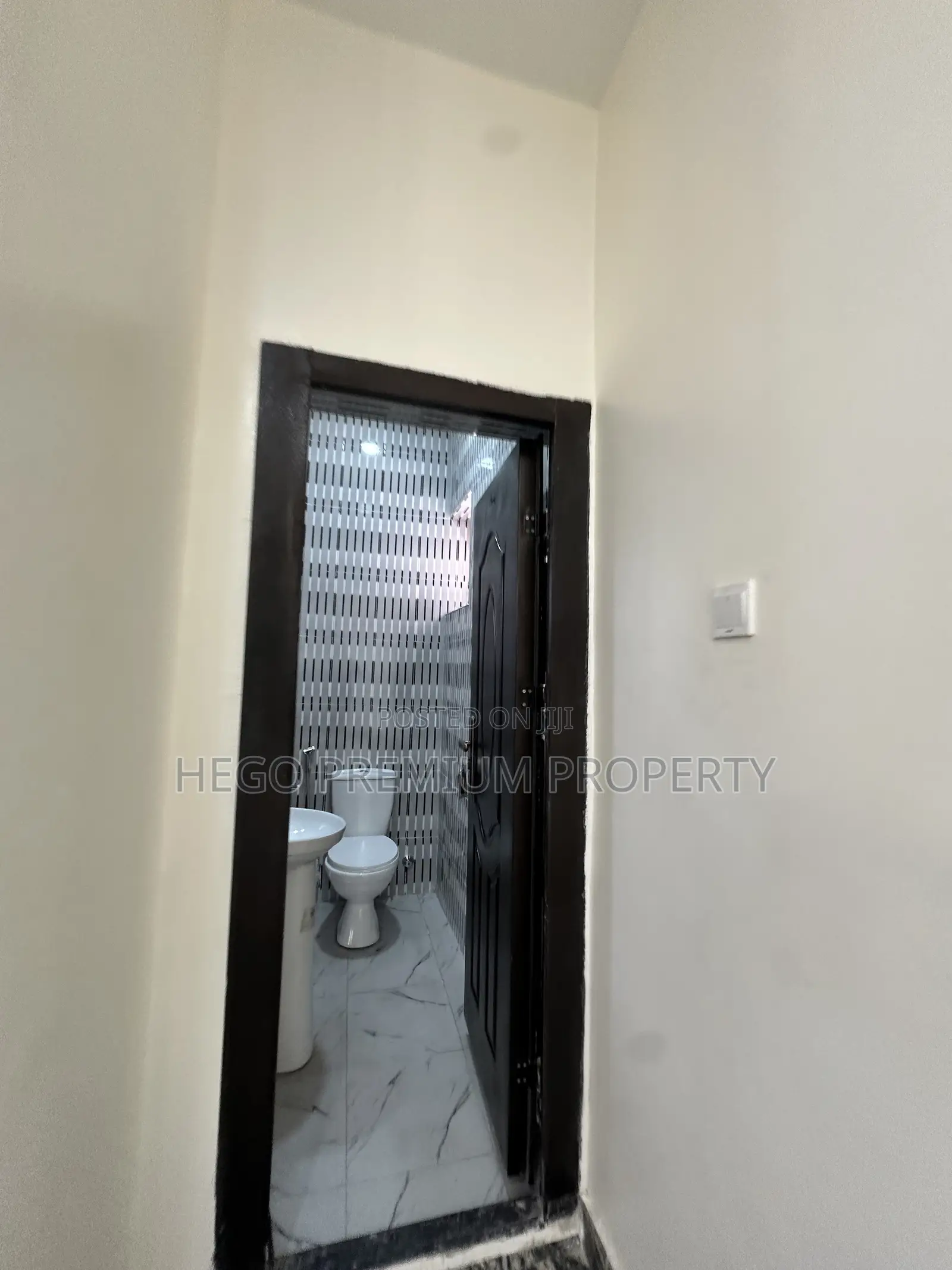 3bdrm Apartment in Peter Odili Estate, Amadi-Ama for rent in Amadi-Ama