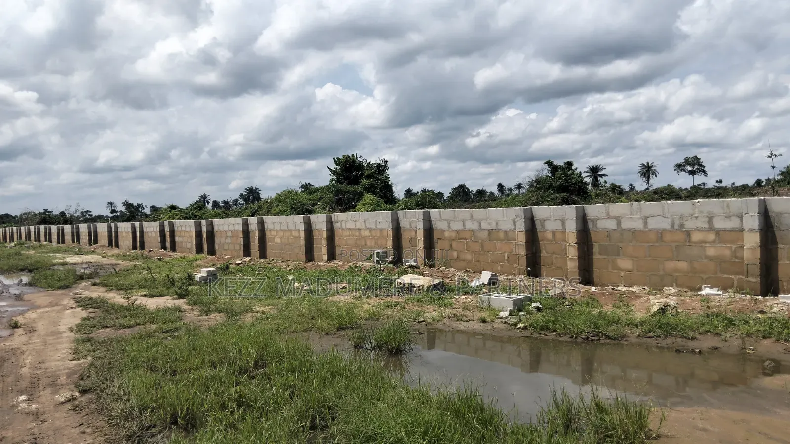 For Sale : 10 Plots at Banana Highland Estate Trans Woji in Woji
