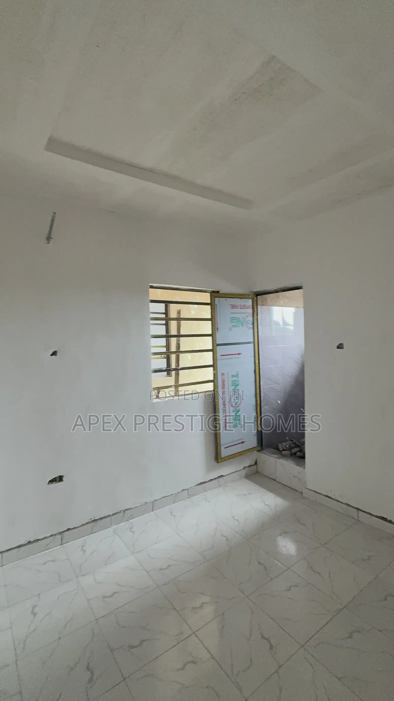 2bdrm Block of Flats in Off Abiodun Street, Shomolu / Shomolu for sale in Shomolu / Shomolu