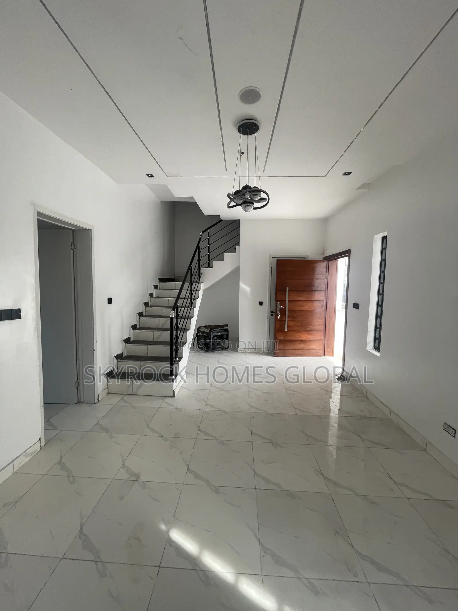 3bdrm Duplex in Thomas Estate for sale in Thomas Estate