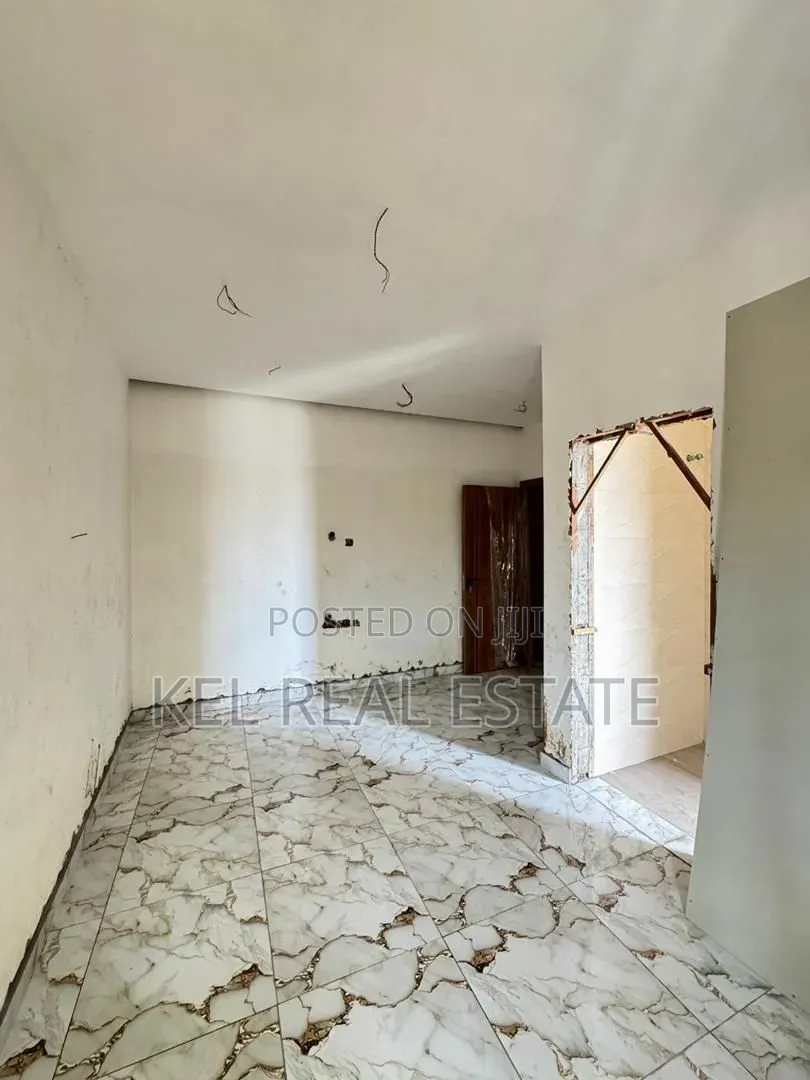 1bdrm Apartment in Aguda / Surulere for sale in Aguda / Surulere