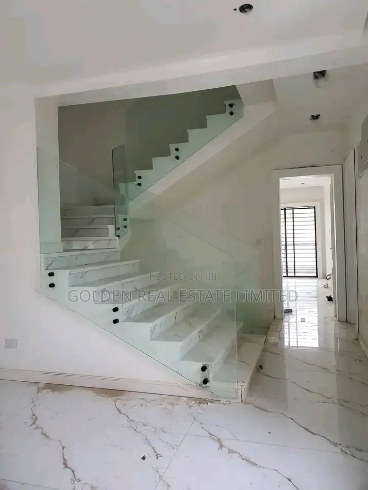 5bdrm Duplex in Katampe Extension for sale in Katampe Extension