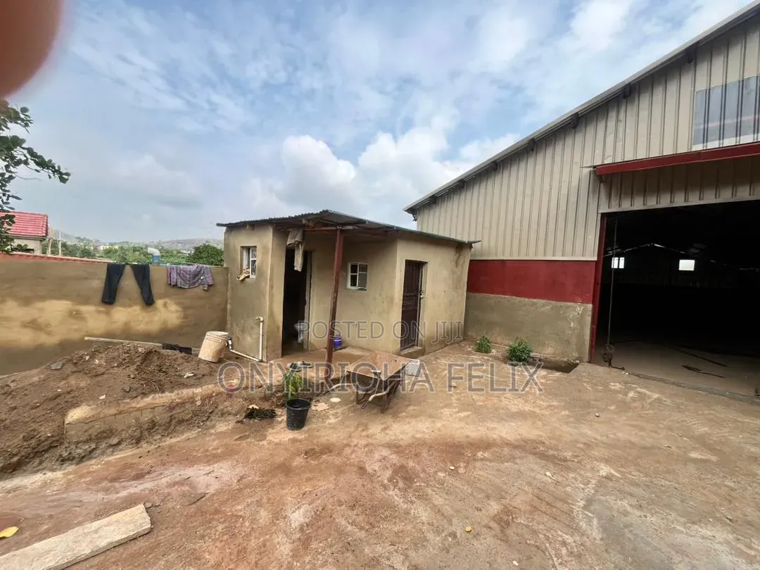 2bay Warehouse in Katampe (Main)