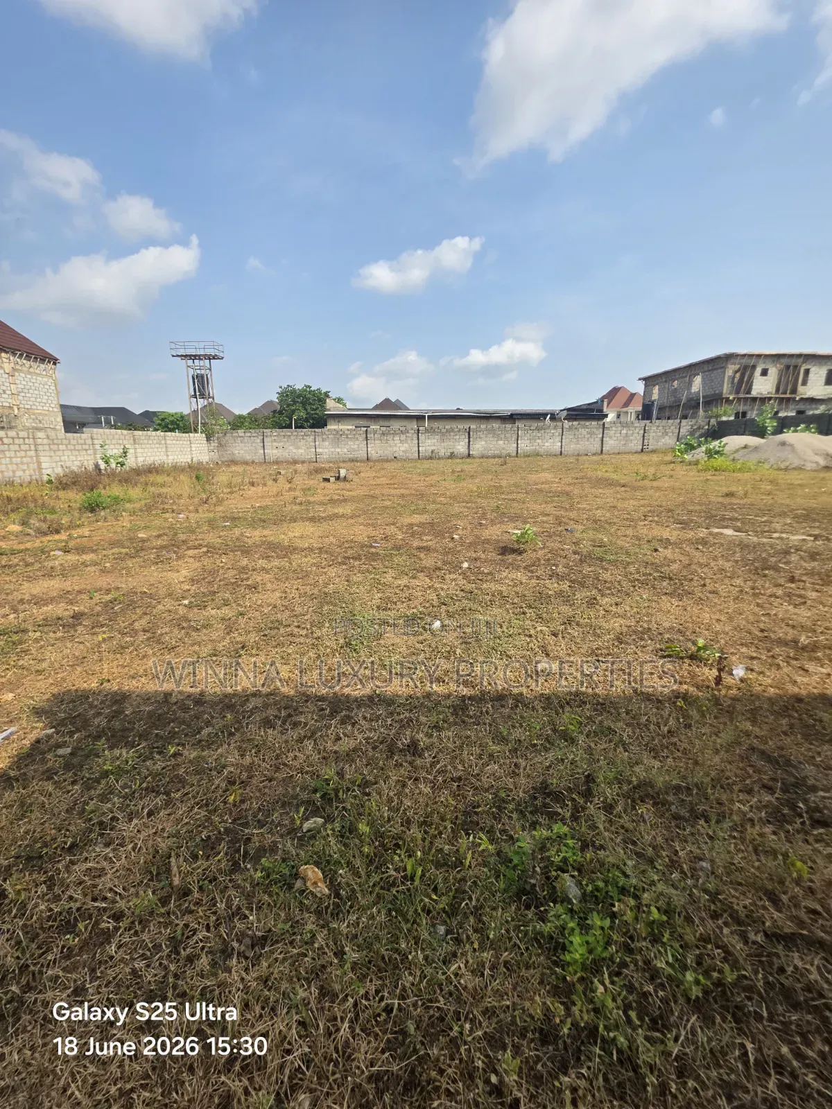 1700sqm C of O in Lugbe District