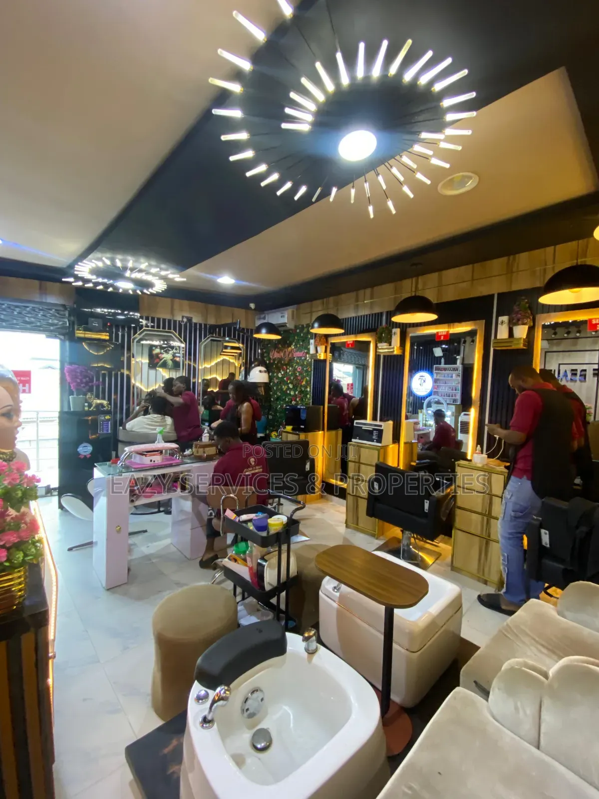 Fully Equipped and Functioning Salon in Ajah in Badore