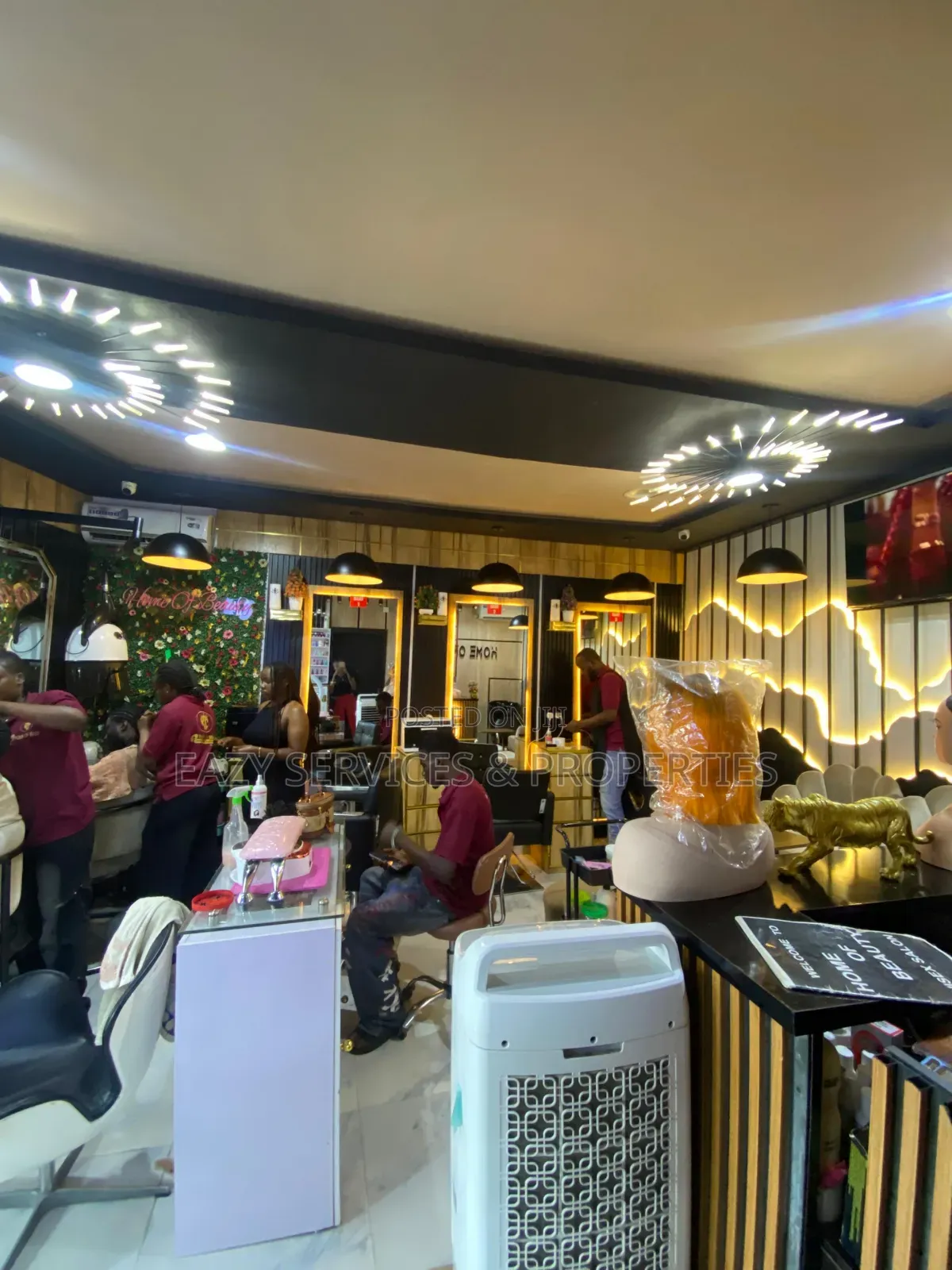 Fully Equipped and Functioning Salon in Ajah in Badore