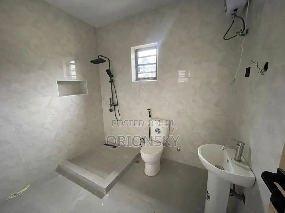 4bdrm Duplex in Abraham Adesanya Estate for sale in Abraham Adesanya Estate