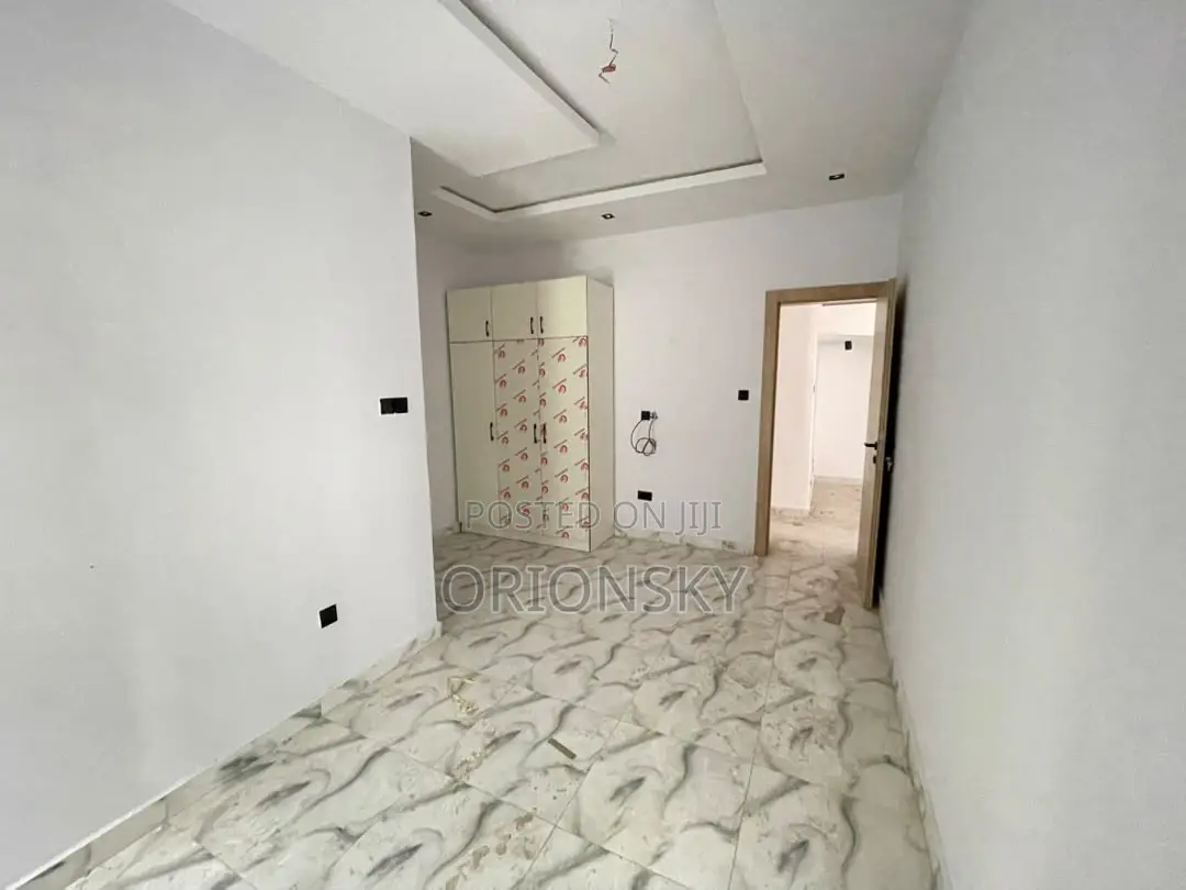 4bdrm Duplex in Abraham Adesanya Estate for sale in Abraham Adesanya Estate