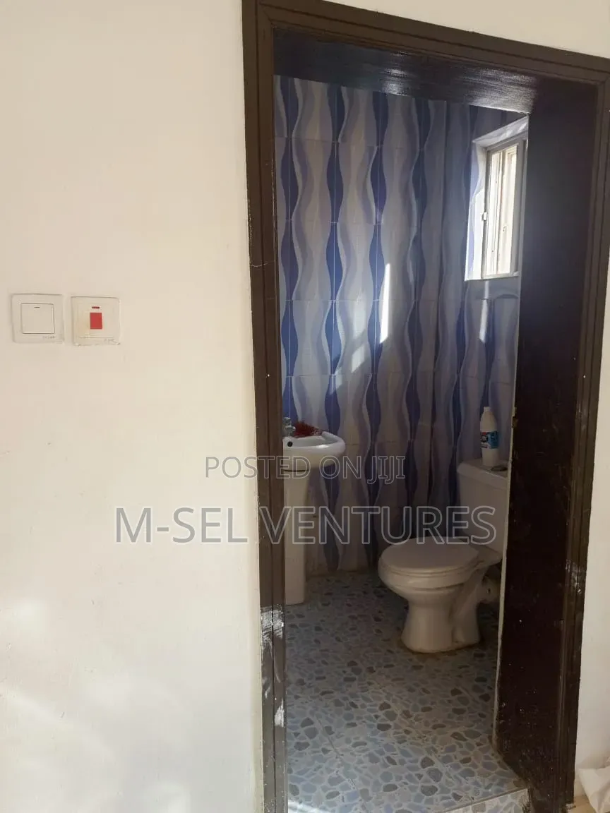 Two Bedroom Apartment. in Bucknor