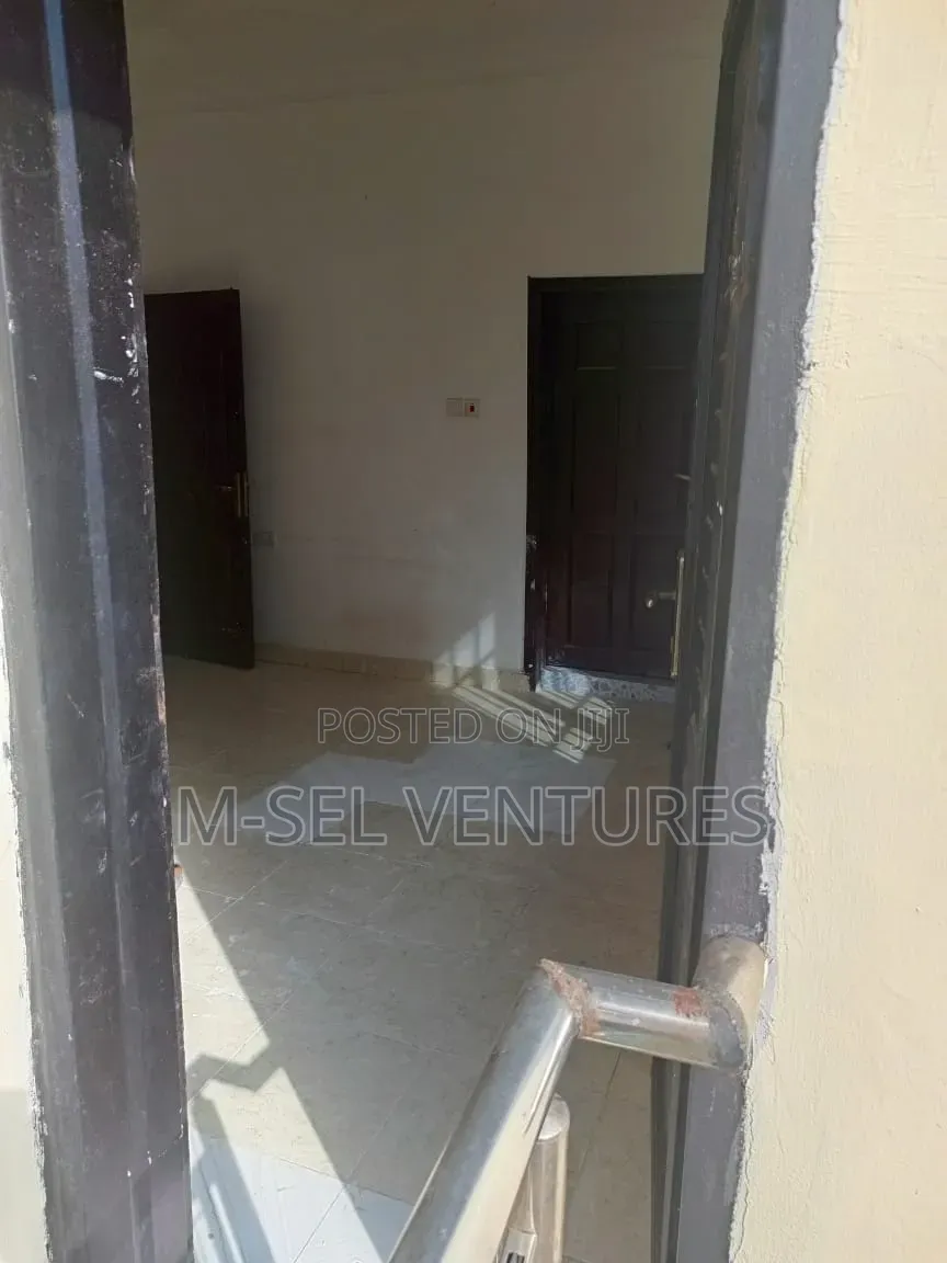 Two Bedroom Apartment. in Bucknor