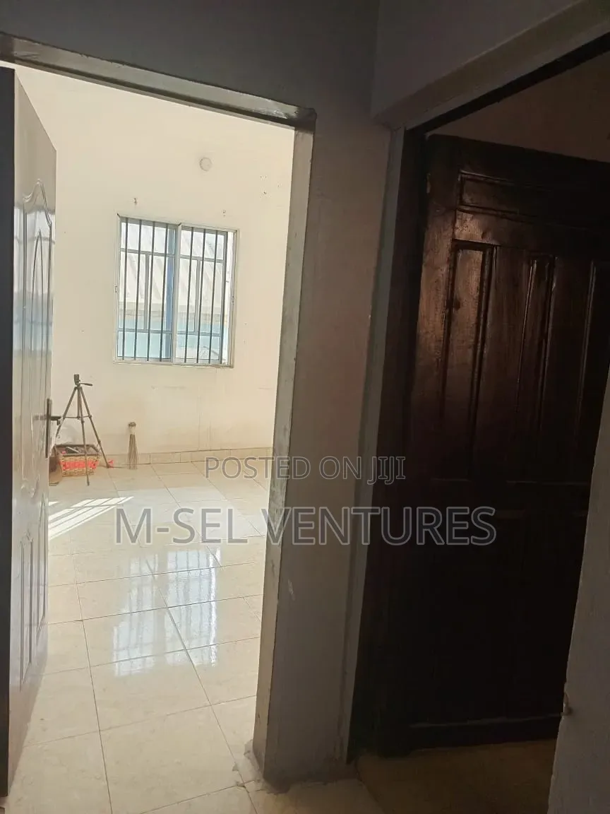 Two Bedroom Apartment. in Bucknor