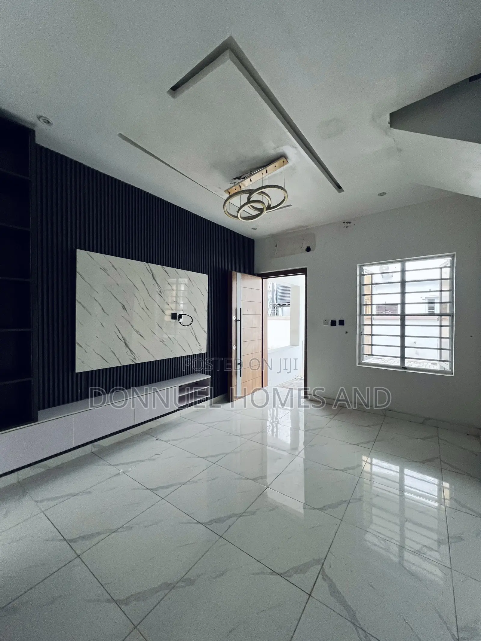 3bdrm Townhouse / Terrace in Ikota for rent in Ikota