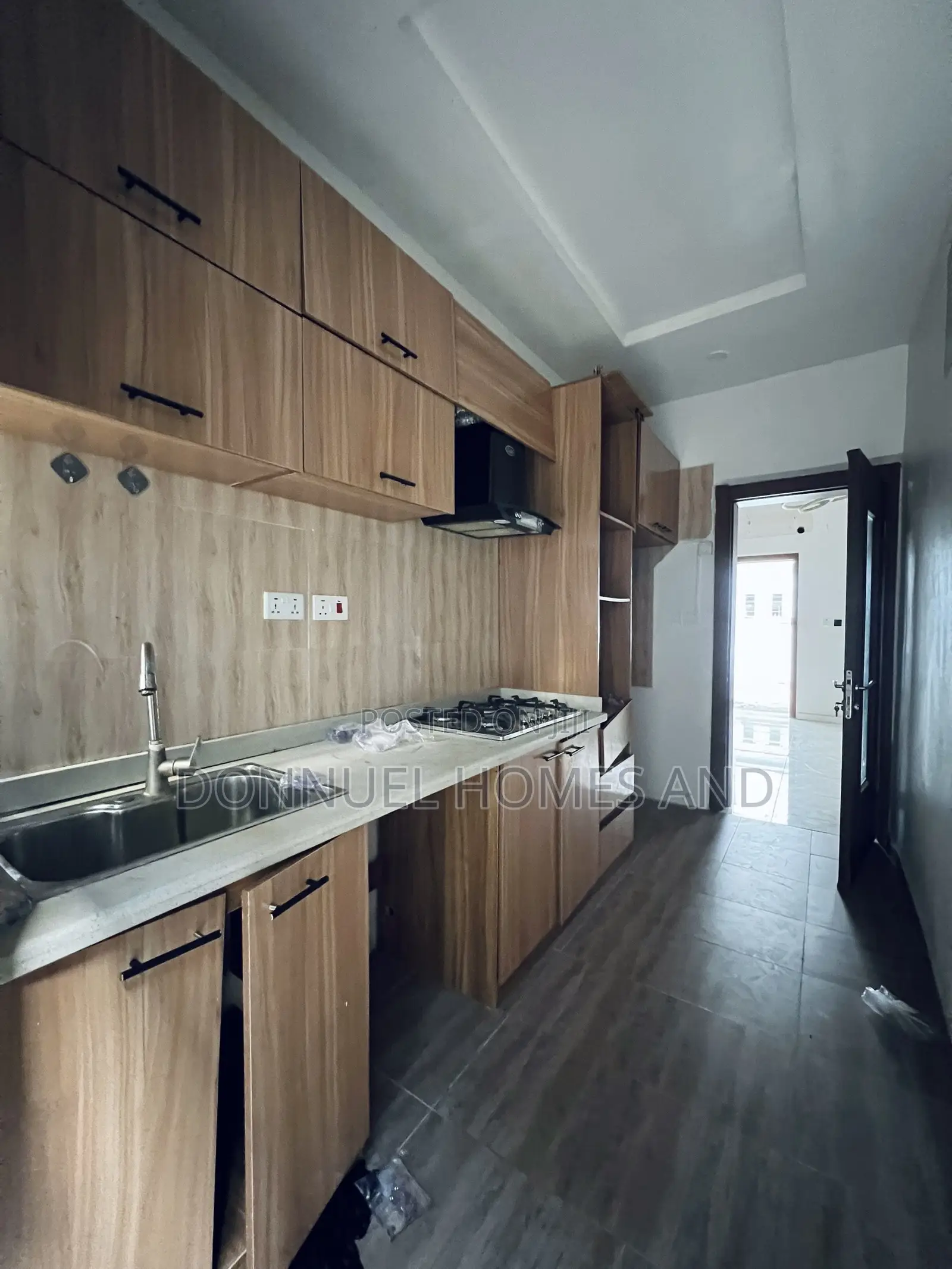 3bdrm Townhouse / Terrace in Ikota for rent in Ikota