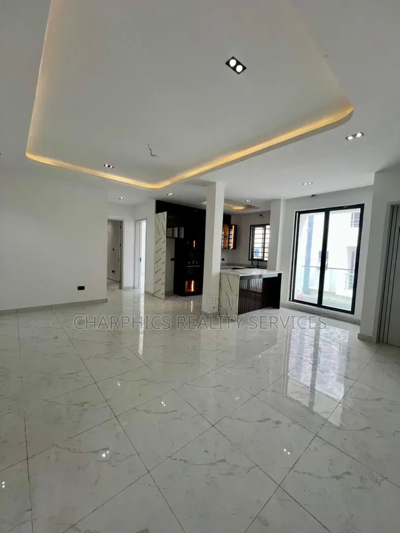 2bdrm Apartment in Ikate for sale in Ikate