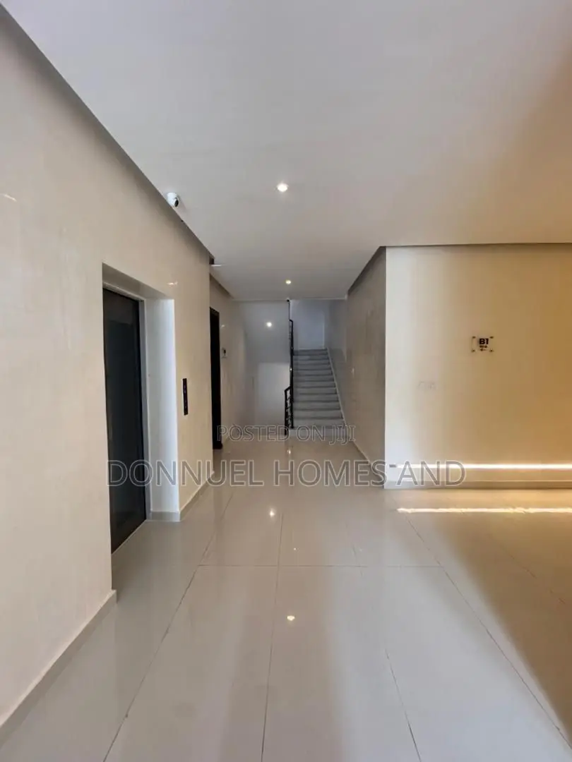 2bdrm Block of Flats in Lekki Phase 1 for rent in Lekki Phase 1