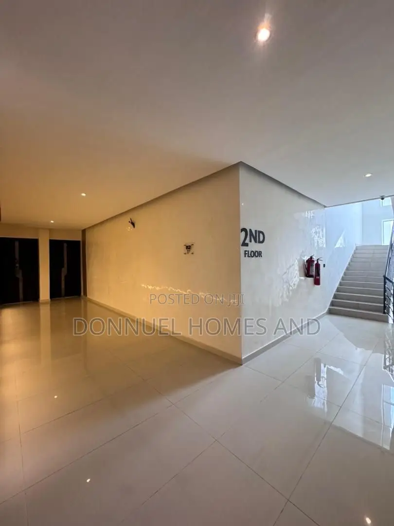 2bdrm Block of Flats in Lekki Phase 1 for rent in Lekki Phase 1
